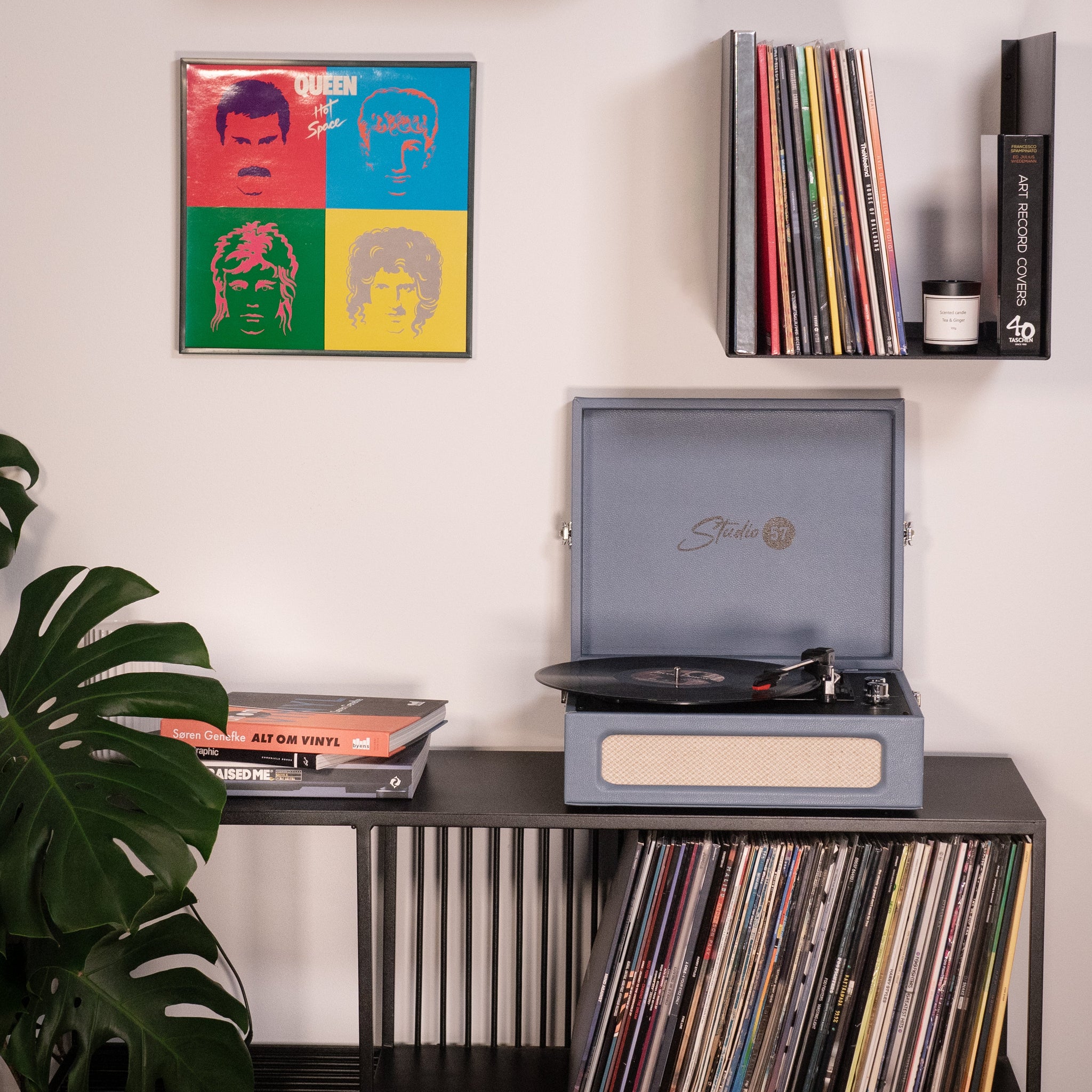 Studio 57 Groovy Turntable (Blue)-3