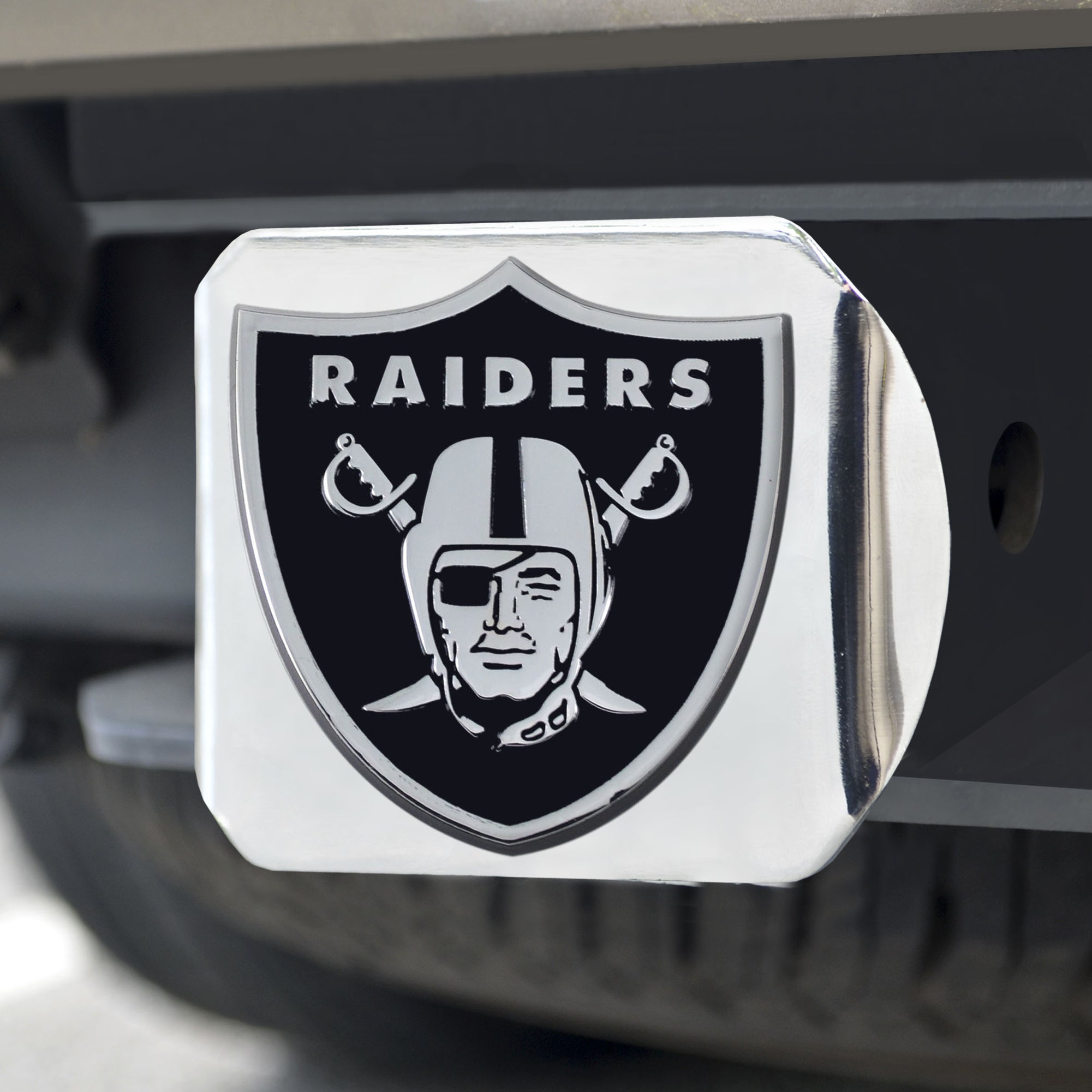 Las Vegas Raiders Hitch Cover Chrome Emblem on Chrome - Team Spirit Store USA 