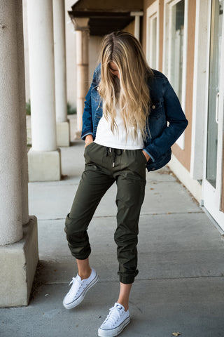 DT Magic Mid-weight Joggers in Moss Green-5